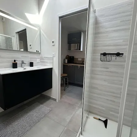 Charmante Maison Plain Pied A 1.5km De La - 4 Couchages - Jardin, Proche Commerces Et Cinema - Fr-1-224b-212 *